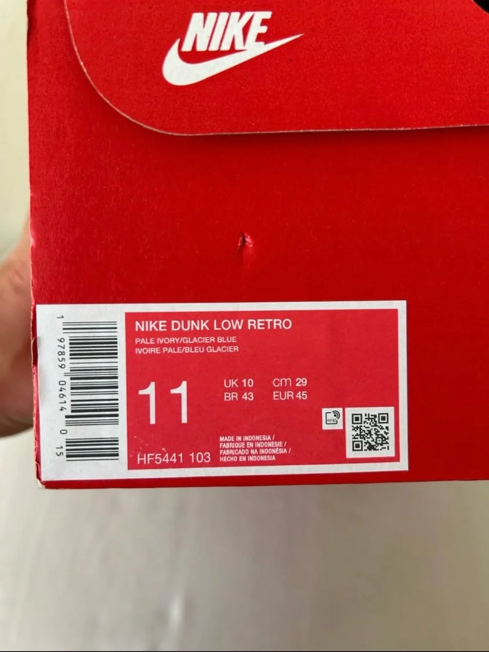 Nike still boxed